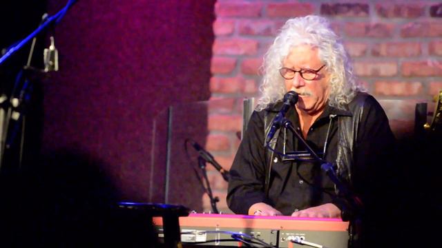 Arlo Guthrie City Of New Orleans Oct 2 2017 Chicago nunupics смотреть онлайн