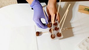 Шоколадные розы. Шоколадный букет своими руками. Формочка для роз. Шоколадные розы своими руками.