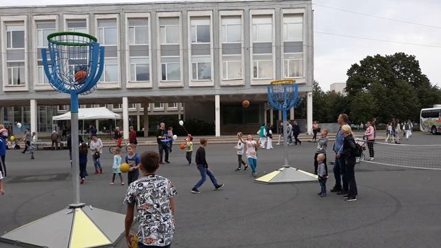 Трибол смотреть онлайн