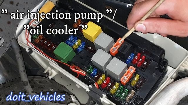 W204 Fuses & Relays Location on Mercedes C180 CDI ( diagram layout ) смотреть онлайн