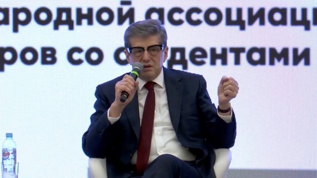 Уроки Нюрнберга. Зал Полководцев. Дневная сессия.