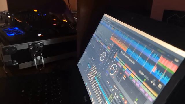 Hardstyle DJ Set | DDJ-FLX6 смотреть онлайн