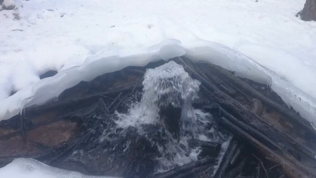 Гатчинские гейзеры. Фонтан "Малыш" смотреть онлайн