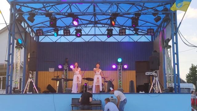 Вокальный ансамбль Калинонька 🎶 дуэт Two sisters 🌸 смотреть онлайн