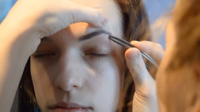 Моделирование Бровей. Визажист-Стилист Ануфриева Дариана смотреть онлайн