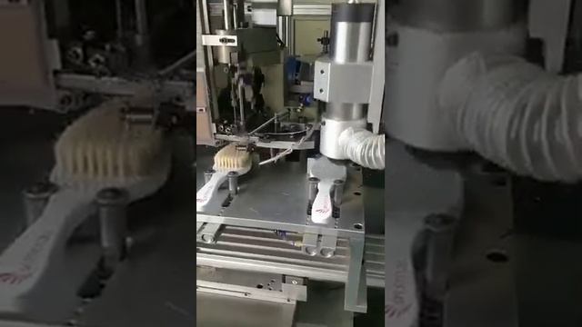 156 LS3A3H 3 Axis 3 Head Drilling and Tufting Machine, by Topstar Brush Machine смотреть онлайн