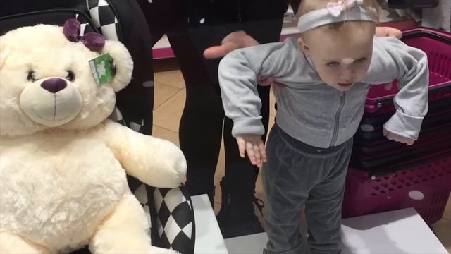 #1. Сake | Первая стрижка ребёнка, магазины игрушек | The first haircut of a child, toy stores смотреть онлайн