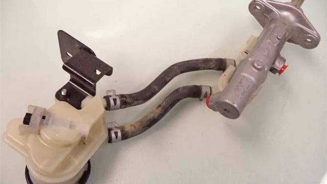 2011 Honda INSIGHT BRAKE MASTER CYLINDER 46101-TK6-306 - ahparts.com Used Honda, Acura, Lexus... OE смотреть онлайн
