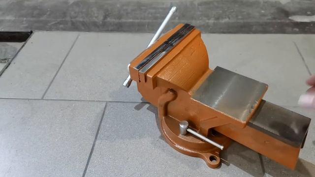 Распаковка — Тиски Startul ST9450-150 смотреть онлайн