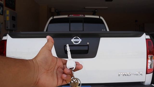 $2 MUST DO Nissan Frontier Tailgate Hack: Intelligent Key смотреть онлайн