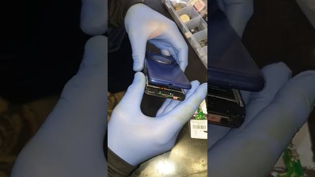 Замена микрофона на Huawei 7A часть первая смотреть онлайн