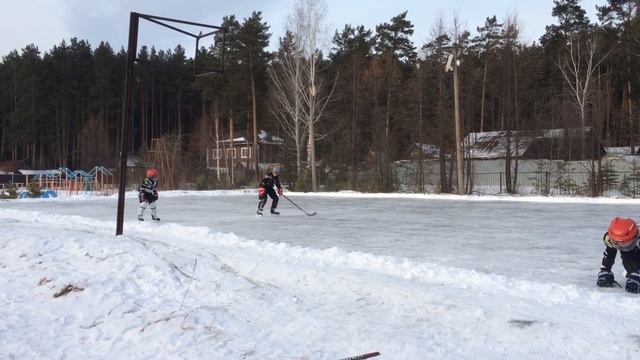 Первый лёд младшей группы смотреть онлайн