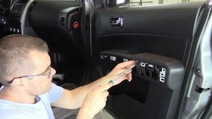 Как снять обшивку двери.Ниссан Х-трейл т31.