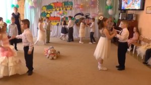 "Прощайте игрушки" танец с игрушками на выпускном