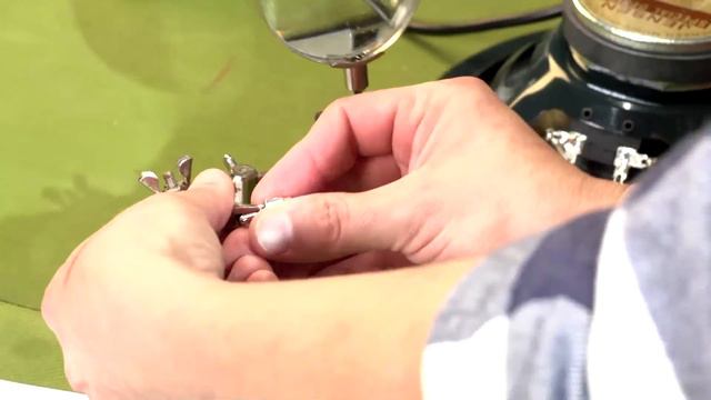 How to Build a '57 Tweed Amp Kit Step-by-Step (Episode 1) смотреть онлайн