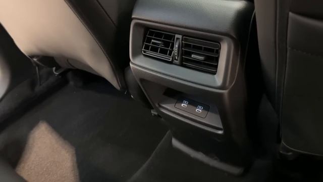 New HONDA CR-V 2023 - PRACTICALITY test, rear seat adjustments & TRUNK SPACE смотреть онлайн