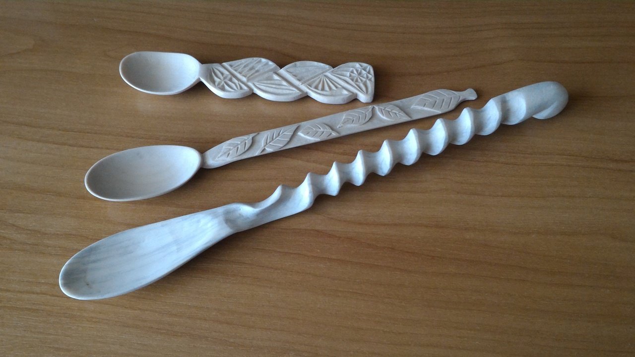 КАК ПРОПИТАТЬ ДЕРЕВЯННУЮ ЛОЖКУ / HOW TO HANDLE A WOODEN SPOON