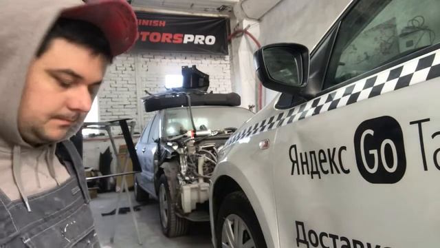 Удаление вмятины термоклеем без покраски. смотреть онлайн