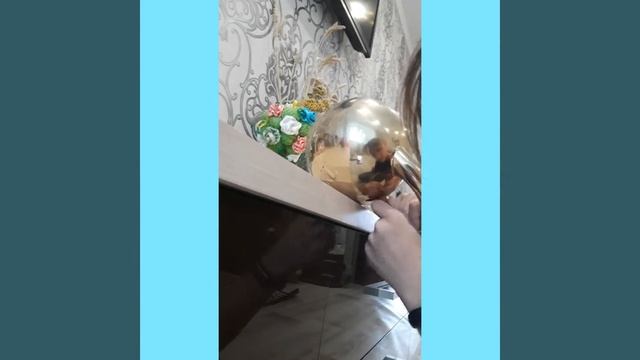 Как достать деньги из копилки Честное видео! смотреть онлайн