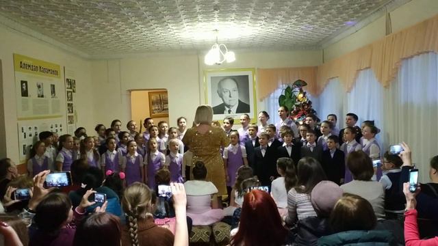 Хор младших классов СДМШ№2 им.А Караманова, руководитель Лозовая Эвелина смотреть онлайн