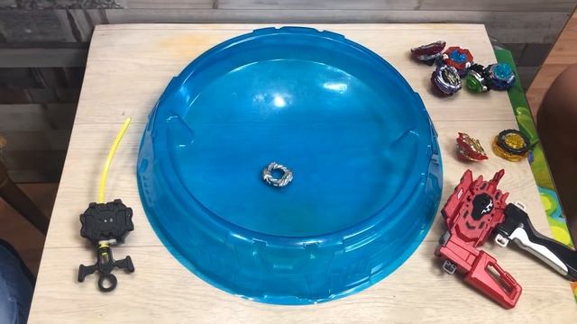 ЗАКУПЫЧ ПРОСИТ РЕВАНШ / СНОВА ВЫИГРАЛ У ЗАКУПЫЧА / Бейблэйд Бёрст / Beyblade Burst
