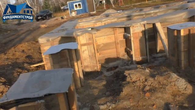 Обзор на фундамент для дома 11 * 14. Планировка и рабочие чертежи смотреть онлайн