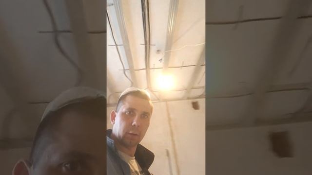 монтаж гипсокартонного потолка смотреть онлайн
