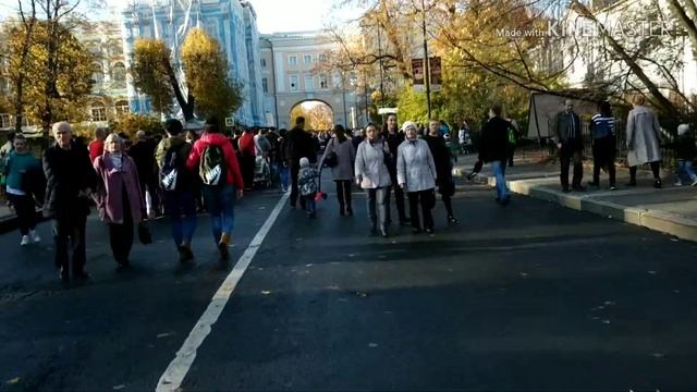 Осенняя прогулка на моноколесе смотреть онлайн