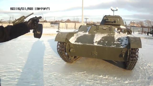 Советский танк КВ2 1 смотреть онлайн