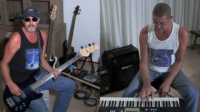 Mini Skirt - Teenage Bottlerocket, bass cover and keyboard fun смотреть онлайн