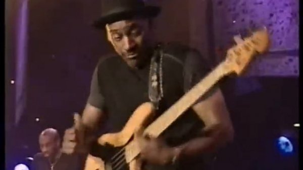 marcus miller plays "teen town"
