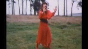 Kate Bush – Wuthering Heights