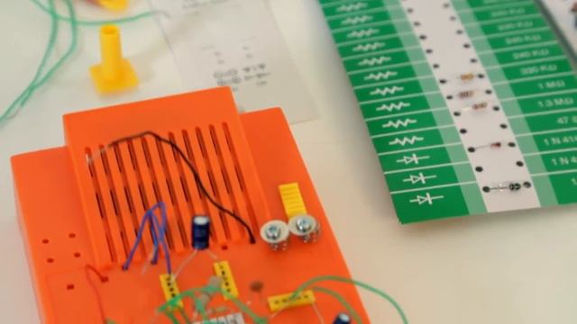 Опыты Науки с Буки Лаборатория электроники Bondibon смотреть онлайн