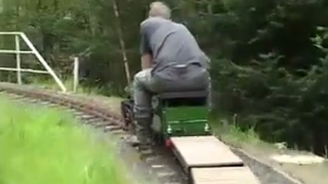 Scottish Model Engineering Trust Ride Bongo built by Chris Vine смотреть онлайн