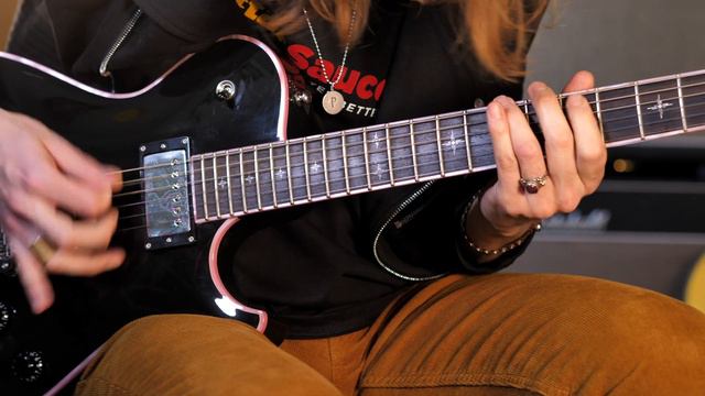 Knaggs Steve Stevens Signature Limited Edition Black Pink Binding 2016 | Rebel Yell | Demo смотреть онлайн