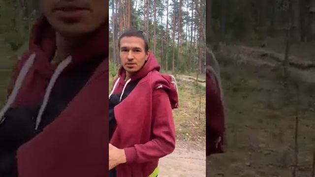 Нужно ли ПОСТОЯННО СИДЕТЬ С СКРЕЩЕННЫМИ НОГАМИ в медитации? смотреть онлайн