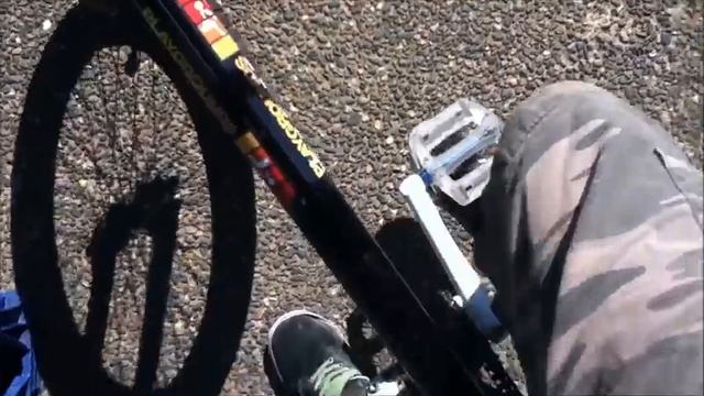 How To Saddle Side On A BMX Bike смотреть онлайн
