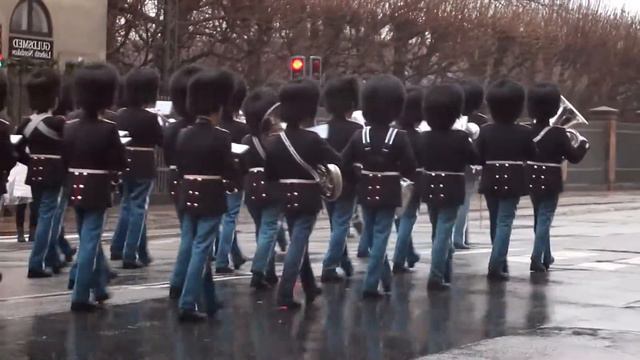 Королевская гвардия и симфонический оркестр в Копенгагене смотреть онлайн