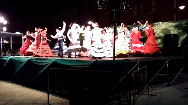 Flamenco cuadro de baile alborea del barrio del cristo en el centro cultural andaluz de alaquas 2 смотреть онлайн