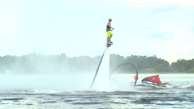 Meet the inventor of Flyboard Frank Zapata... смотреть онлайн
