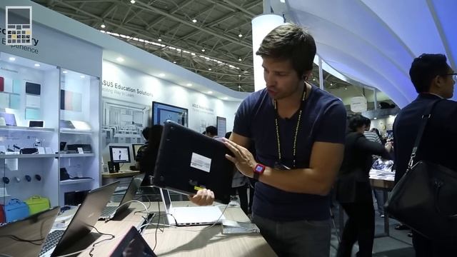 ASUS EeeBook - доступные Windows-компьютеры с USB Type-C | Computex 2015 - Keddr.com смотреть онлайн