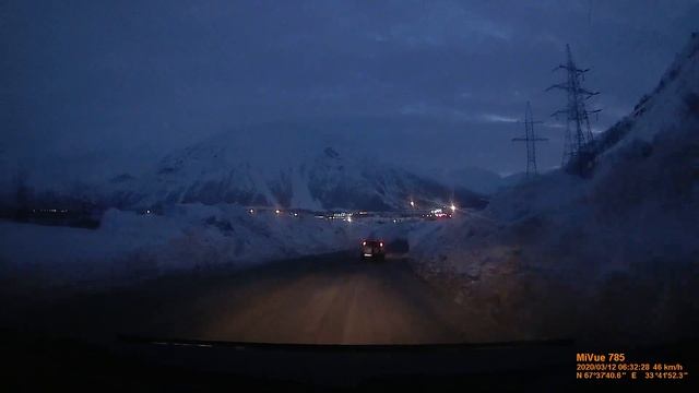 Снежный тоннель в Кировске смотреть онлайн