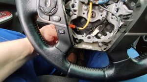 как снять руль Toyota Camry 50
