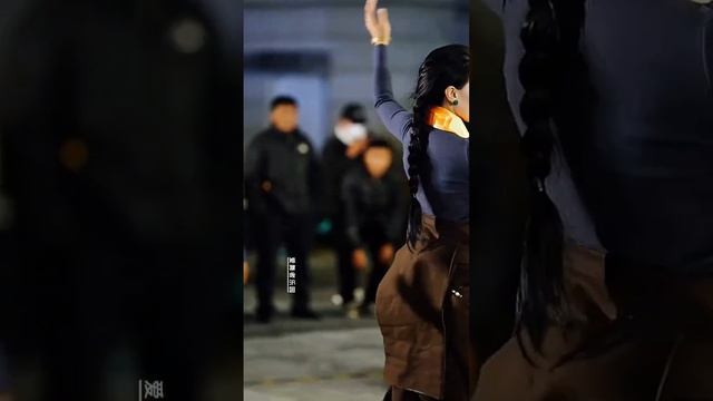 Tibetan girls, Tibetan dance смотреть онлайн