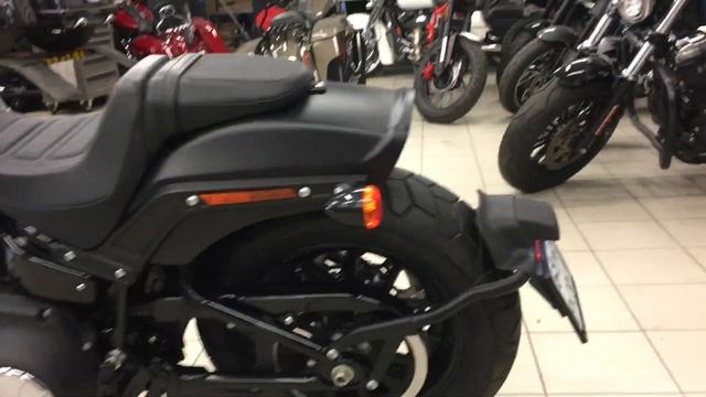 Fat Bob 107 2020 Black Denim Harley-Davidson (Trade-in) смотреть онлайн