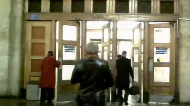 Станция метро "Белорусская-кольцевая", вход смотреть онлайн