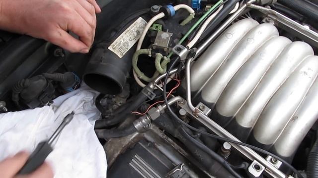 Замена ДТОЖ  AUDI A6 C5 2.8 ALG (датчик температуры охлаждающей жидкости)