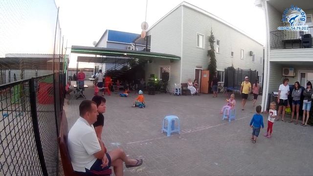 Развлечения. Вечером Дворик. Отдых на Азовском море. Степановка Первая. смотреть онлайн