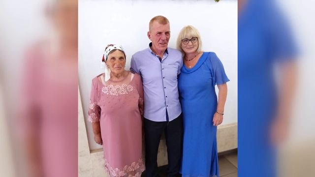 МУЗИЧНИЙ ДАРУНОК ДЛЯ ГАННИ ТОМУНЯК смотреть онлайн