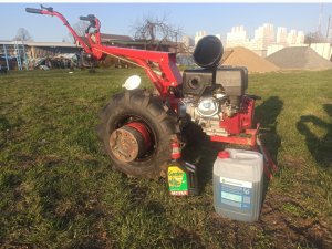 Замена масла или как не стоит менять масло. Сломал мотоблок. Мотоблок МТЗ Weima WM188F 13л/с.